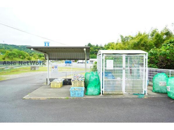 愛野駅 車移動7分  1.9km 2階の物件外観写真